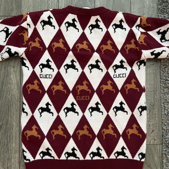 AUTHENTIC Gucci Horse Tile Wool V-Neck Logo Sweater - Picture 3 of 10